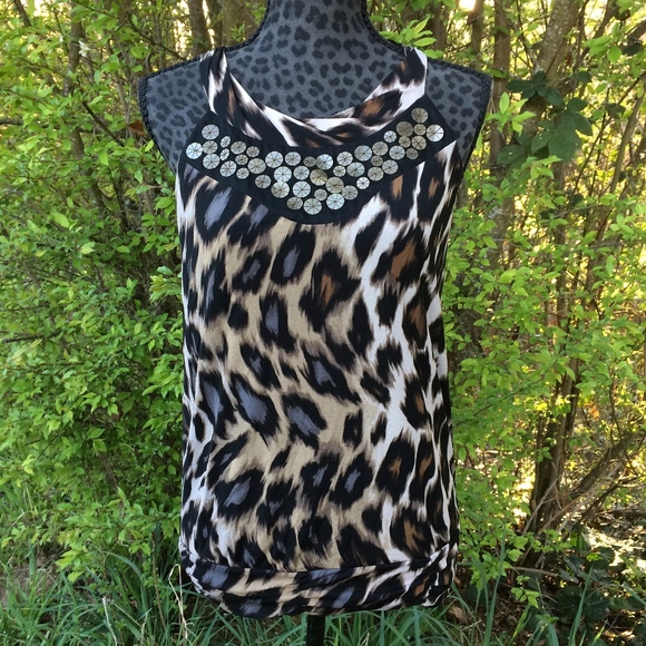 Worthington Black Leopard Print Decorative Top - Picture 4 of 7